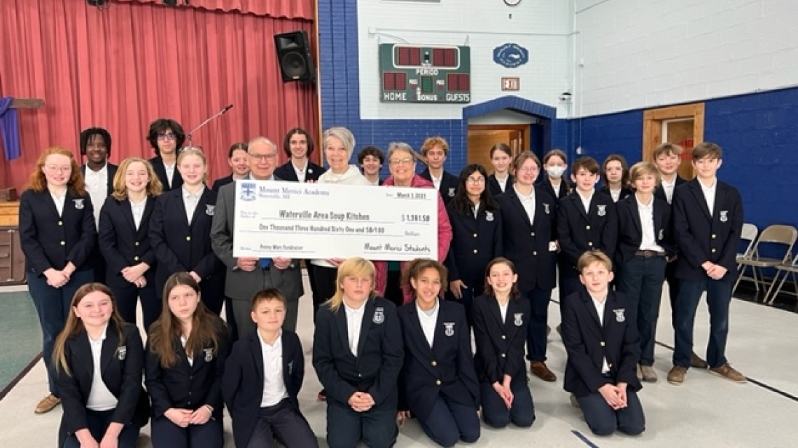 Mount Merici Academy Helps Waterville Area Soup Kitchen 