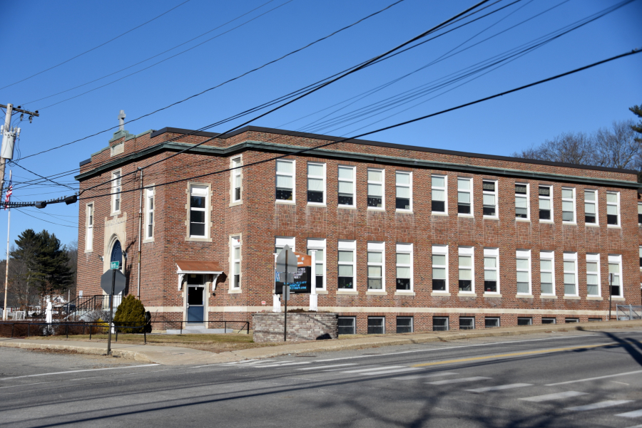 Exterior of St. Thomas School in Sanford.