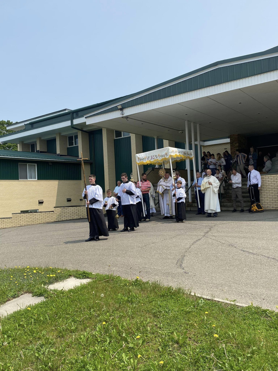 Corpus Christi Sunday eucharistic processions in Maine