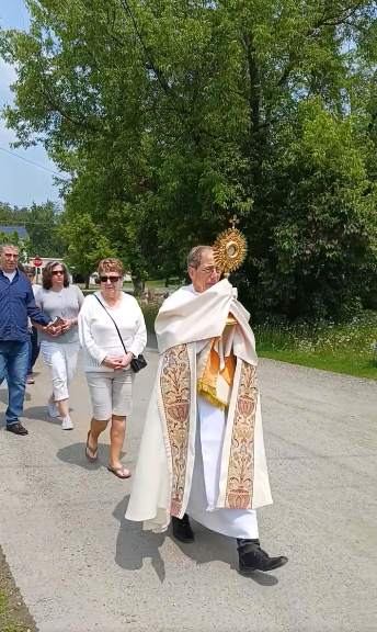 Corpus Christi Sunday eucharistic processions in Maine