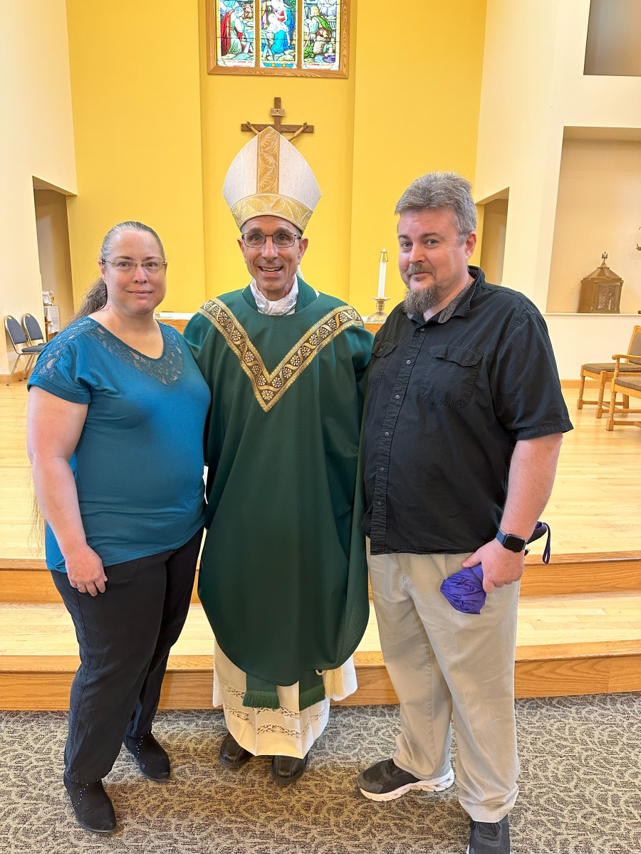 Couple with Bishop Ruggieri 