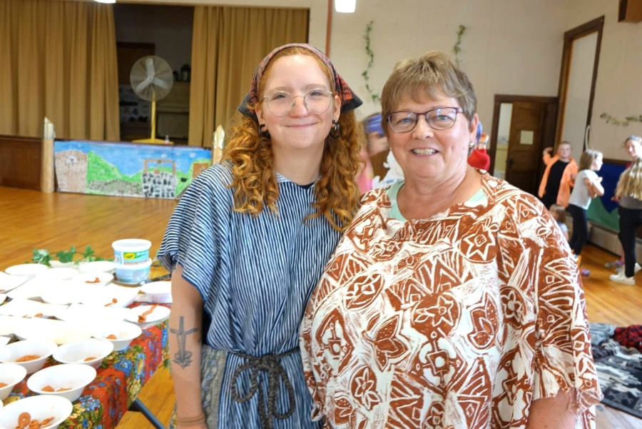 Isabelle Letourneau and Anna Robinson