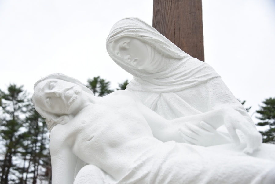 A close-up of the pietà 