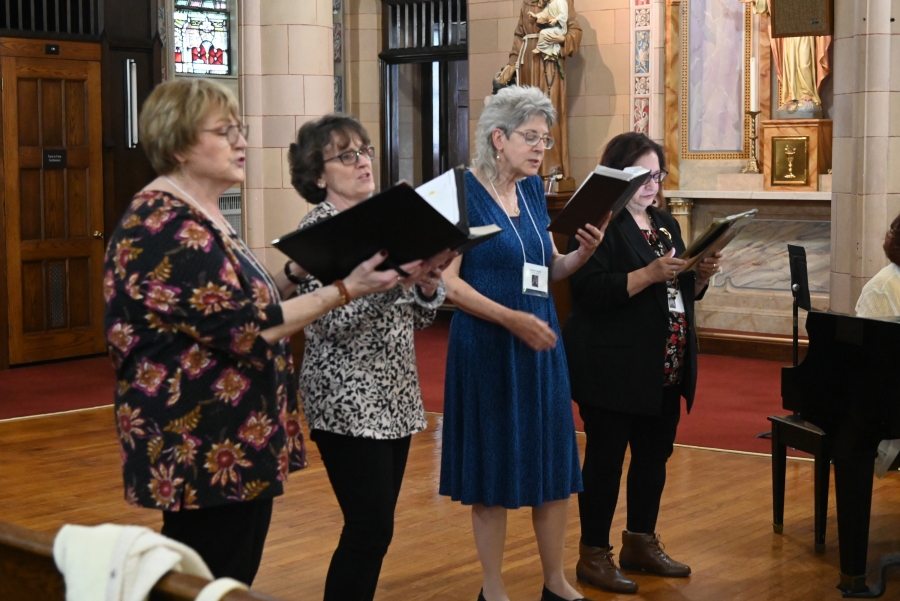 The choir at the Mass.