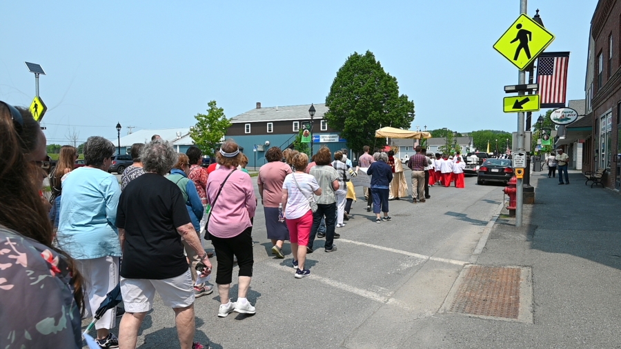 Procession from behind.