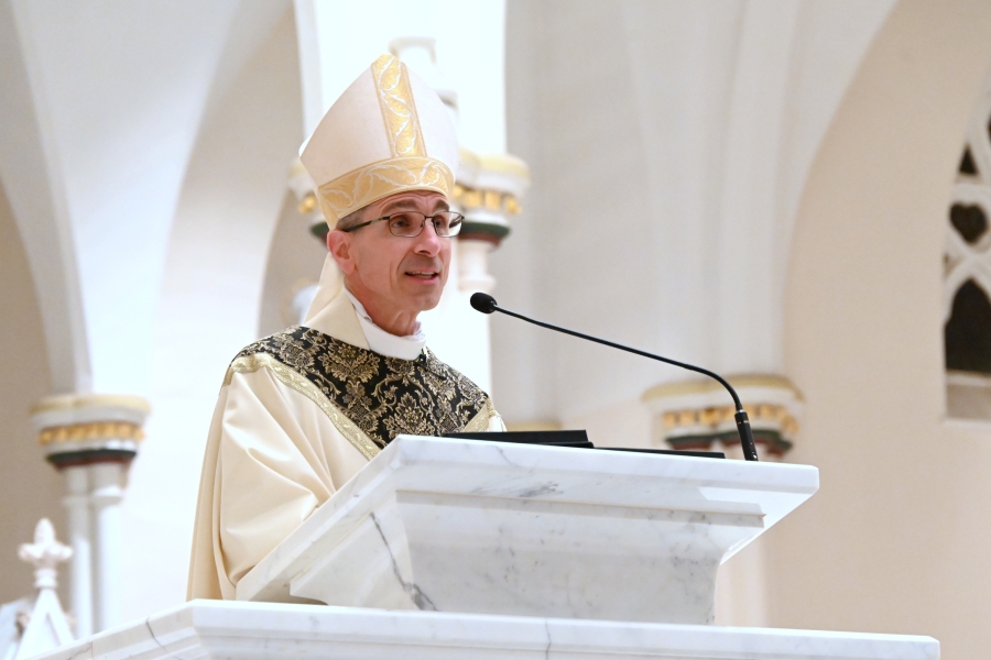 Bishop James Ruggieri delivers his homily.