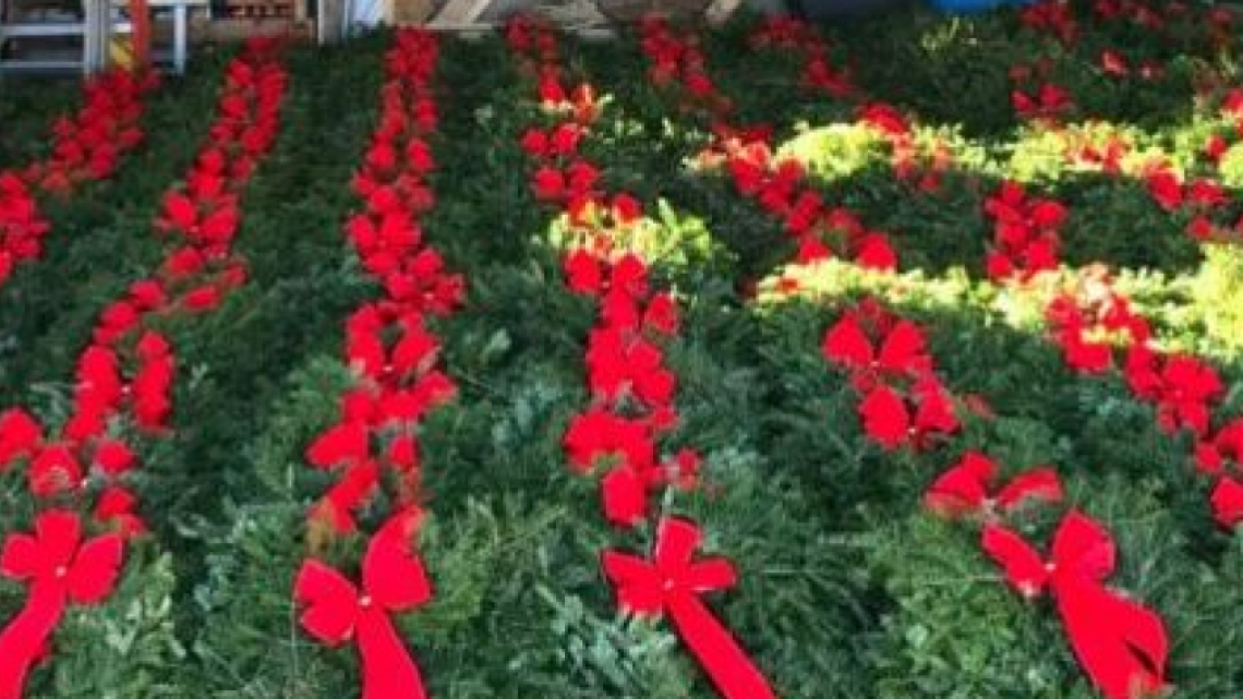 Solar Lit Wreaths in Fort Kent