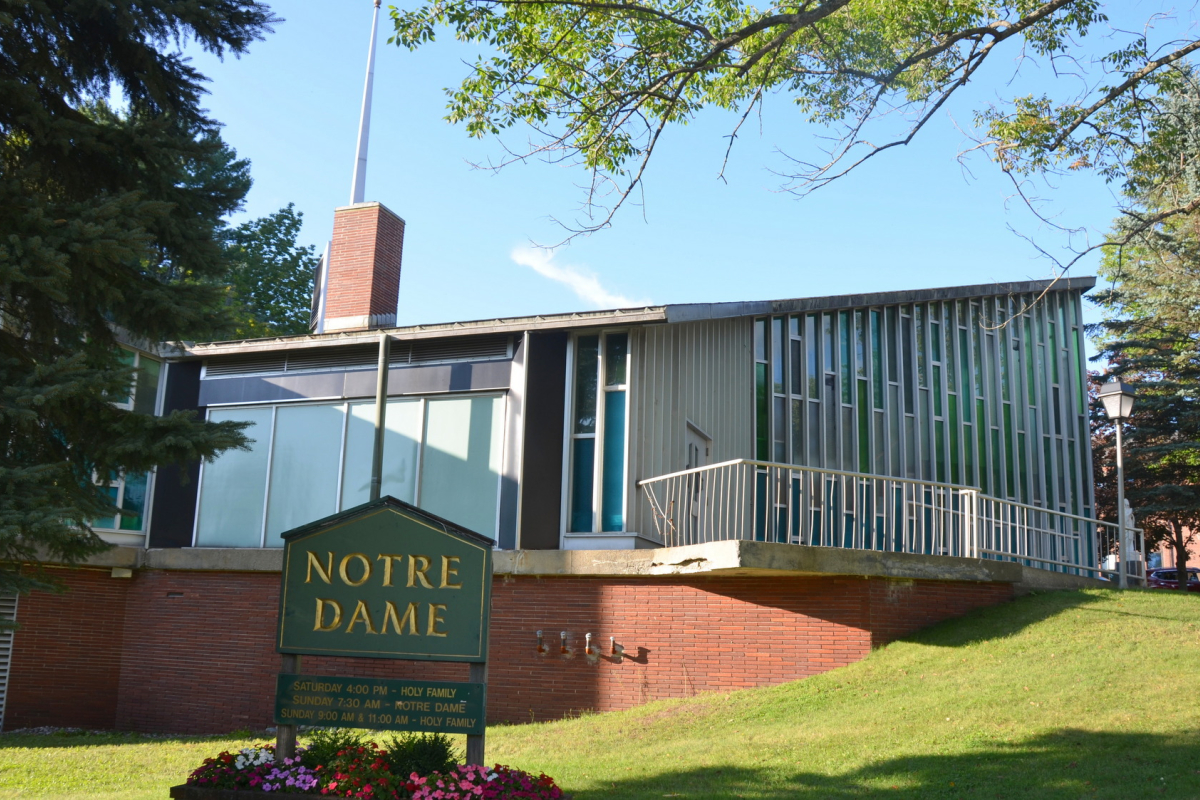 Notre Dame de Lourdes Church exterior